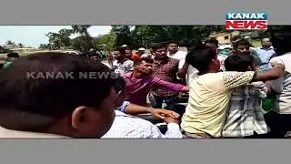 Clash Emerged  Between BJD And Congress Party Workers In Bhadrak