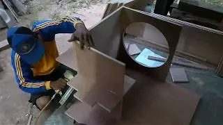 Box speaker 18