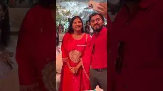 Singer Mangli photo with Rahul Sipligunj relative&rsquo;s in Marriage Reception