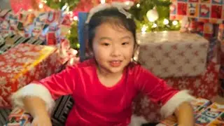 Merry Christmas Day! Khoom plig rau cov me nyuam 12/25/2025