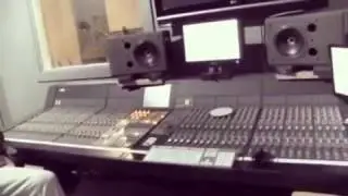 In-Studio mini Vlog - The Kidd KM