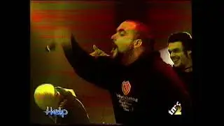Linea 77 - Walk Like An Egyptian (The Bangles) live ad Help