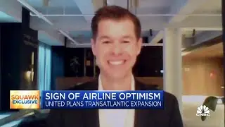 United on largest international route expansion ever, travel recovery