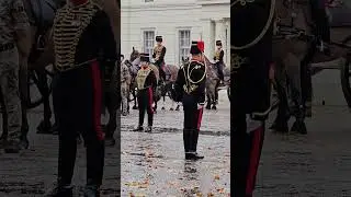 KINGS TROOP ROYAL HORSE ARTILLERY PREPARE FOR THE GUN SALUTE