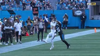 What a Catch! Olave makes it look easy with one-handed snag