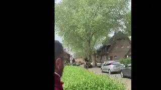 Der Junge mit der Monsterbox mischt Lohberg auf