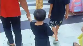 LUCUNYA KENTZ MAU NYA DI GANDENG NENEK KAKEK 🥰 #viralvideo  #jambiupdate #jambi #subscribe #shorts 
