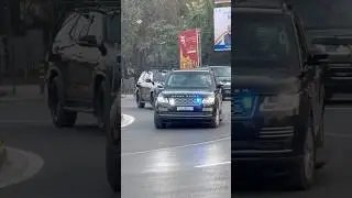 PM Narendra modi seen arriving in convoy