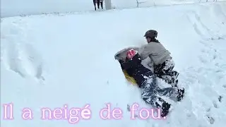 Neige + temp&ecirc;te, une tuile tombe au ras de la d&eacute;panneuse 🥵