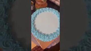 1 Kg Vanilla Cake 💙🤍 | Blue & White Simple Design | Satisfying Cake Decoration