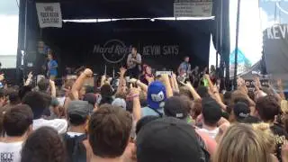 BearTooth - Set Me On Fire [Vans Warped Tour 2014, Charlotte NC]