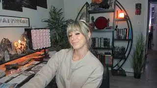 Кто-то хочет поймать тебя за беспорядком.