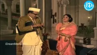 Pichi Maaraju Movie - Anjali Devi, Manjula, S Varalakshmi Action Scene