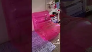 Omgg I did NOT just find a cute pink chair at 5below?!?!