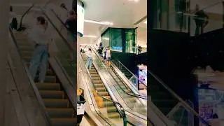 🚉 INSIDE UNION STATION TERMINAL &ndash; 🇨🇦 TORONTO, CANADA #shorts #toronto #union #station #canada