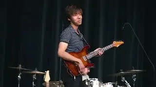 Isn&rsquo;t She Lovely - Victor Lee & the Locals (Live)