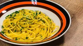 Reţetă simplă de paste | Ulei de măsline, Usturoi, Ardei iute | Olio Aglio Peperoncino