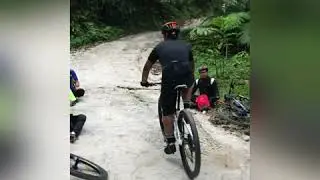 Kemensah Trails..MTB(WAR)warga ampang riders #mtbmalaysia #mtb #offroad #enduro #jomkayuh #mykayuh