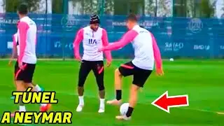 Ander Herrera teaches Dribbling classes to Neymar PSG