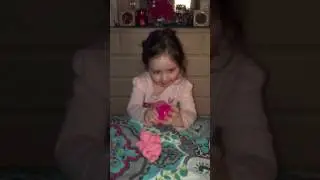 Opening season 2 shopkins play doh surprise eggs