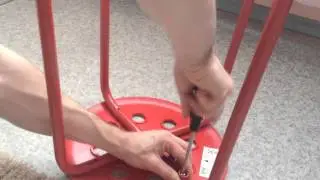 Сборка табуретки из ИКЕА