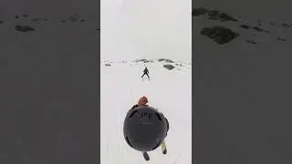 Try it out ! So much fun #skiingstunts #skiingadvice #skiing #eswinter