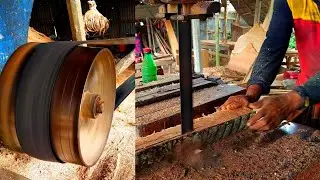 Toughest wood cutting sawmill near me / skilled teamwork for cutting wood at sawmill / dangerous job