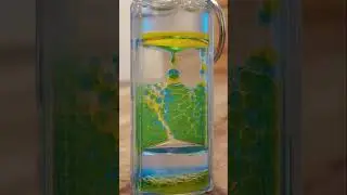 Water and oil #Falling #bubbles #colorful #cool #short