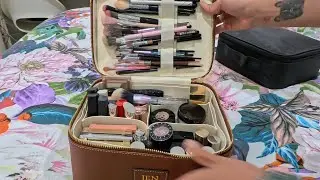 Review cốp đựng đồ make up Etoile - &Eacute;toile vanity case review - How much makeup it can fit?! 
