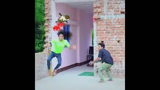 Impossible challenge | Solo Vs Squad 😂-#shots #funnyvideo #freefireshorts ￼