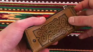 making leather key holder #craft #diyholder #diyleather #diycraft #keychain #keyholder #keywords #i