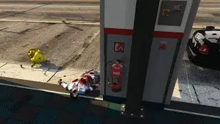 Buddy Gets Destroyed by Cop Car - SHORT - GTA RP - TSRP