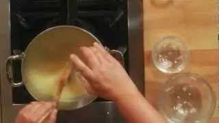 How to Make a Classic Swiss Cheese Fondue| Williams-Sonoma