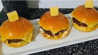 délicieux burgers fait maison🤩delicious homemade burgers🤩برغر لذيذ و سهل في البيت