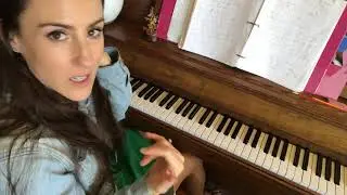 *TUTORIAL* How to play Lana del Rey’s Arcadia easy piano chords with singing