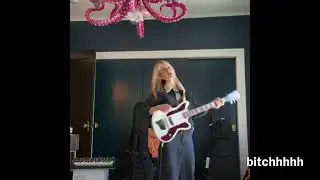 Hayley Williams playing guitar and singing Dead Horse