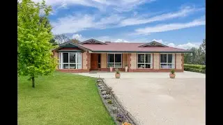 For Sale By WESTON PROPERTIES - 40 Yaktanga Way Mount Barker - 1.3 Acres - Prestigious Estate