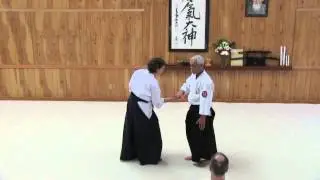Aikido Video - Mitsugi Saotome Shihan - Aiki Principles in Aikido
