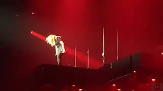 santa | 24.10.2025 | bruxelles | forest national