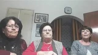 Femmine femmine va sciato allo tabaccu
