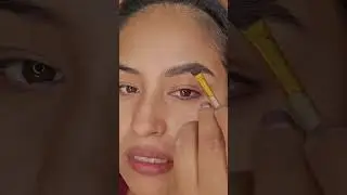 Como maquillar cejas con sombra en polvo