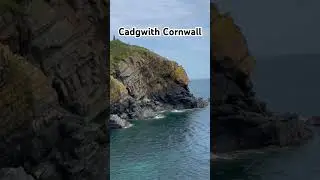 Visit to this delicious town for some crab. #england #cornwall #cadgwith #traveltips #hiddengems