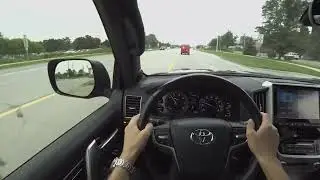 2018 Toyota Land Cruiser Solo Highway Driving