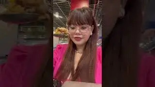 Trying to eat healthy in Bangkok 💁🏻&zwj;♀️