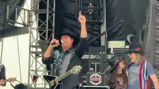 Big and Rich &ldquo;Save a horse (Ride a cowboy)&rdquo; at Rock the Country in Hastings, Mi on June 13, 2025