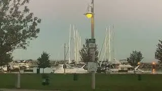 At Marina OAK WILLS BRONTE PARK CANADA