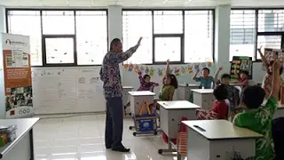 Kelas Umum - Profesor Mengajar (Prof. Dr. Warsono) | Video Pendidikan Indonesia
