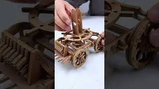 Rebuilt a 2000-Year-Old War Chariot model Using Wood!