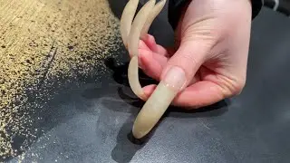ASMR Tapping & Scratching with my LONG NATURAL NAILS ✨😋