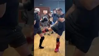 Use Hands to set up the kicks🥊💪 #thaiboxinglife #mma #kickboxing